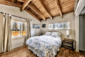 Secluded 5BR Hideaway Among Towering Pines